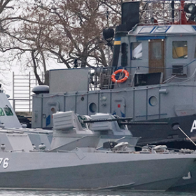 Militærskibe på Krim